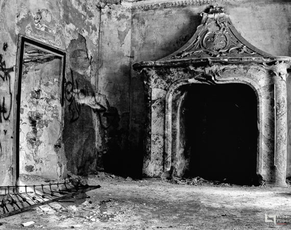 Villa De Vecchi, Luciano, presente