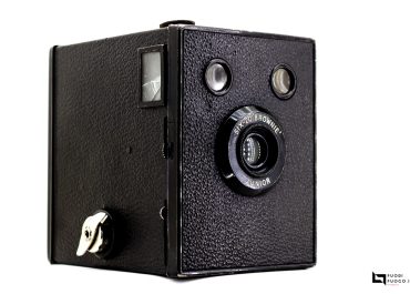Kodak Six-20 Brownie Junior (Mod U.K.)
